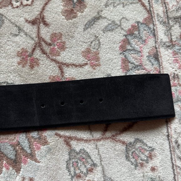 CHANEL Black Suede Pearls Logo Chain Belt 80 32 L@@K! *MINT* - Picture 6 of 14